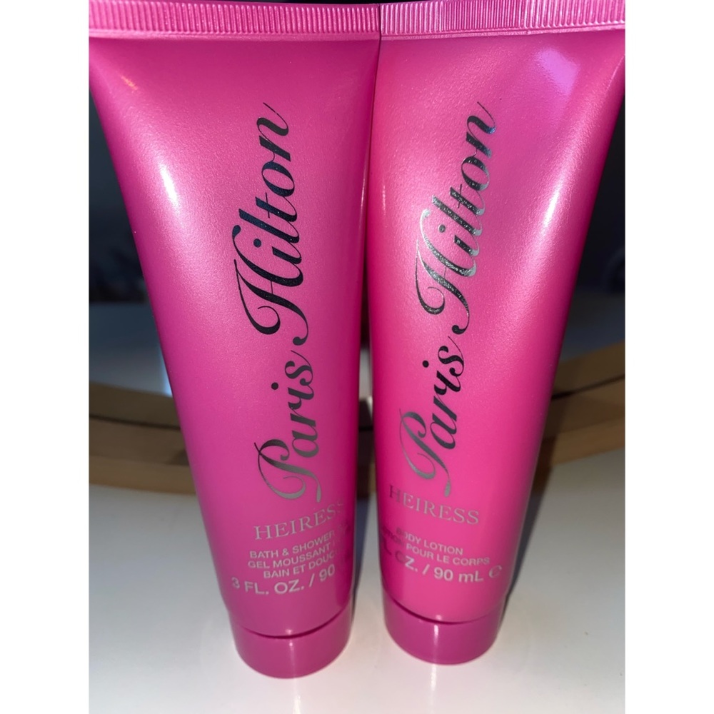Paris Hilton Heiress Body Lotion & Shower Gel set